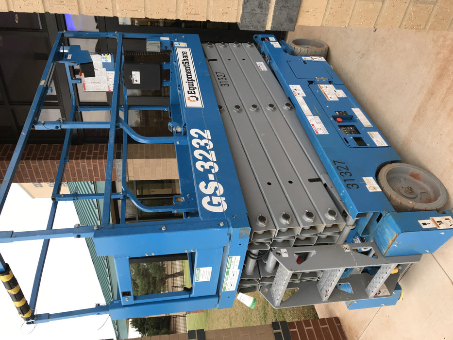 2019 Genie GS-3232 Genie GS-3232 Scissor Lift w/Standard Options