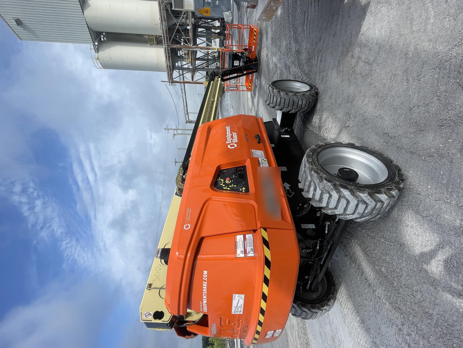 2025 JLG 660SJ