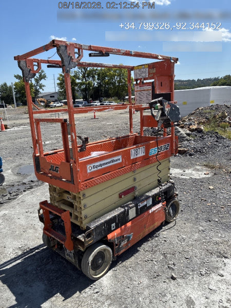 2021 JLG ES1932