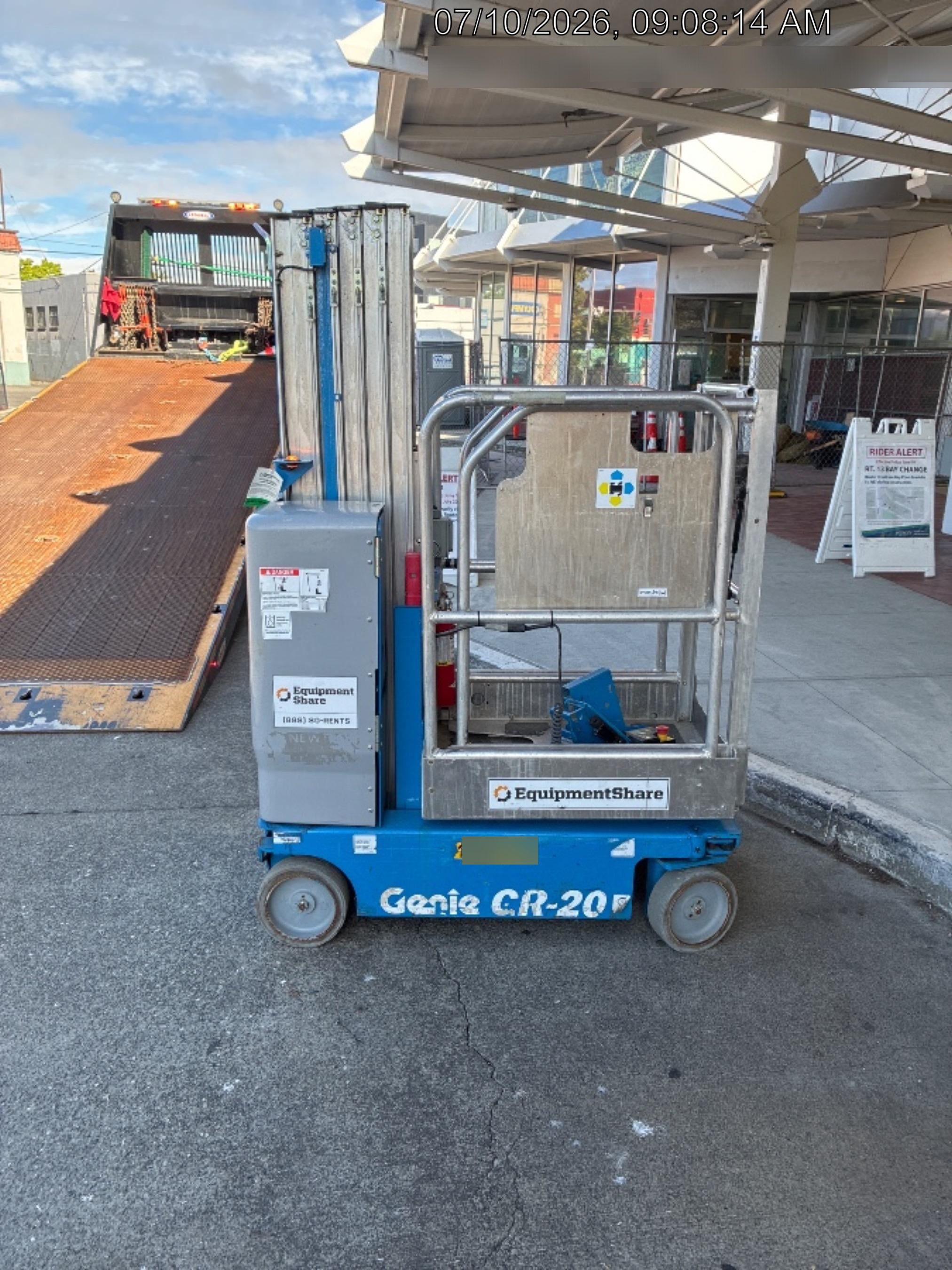 2020 GENIE GR-20