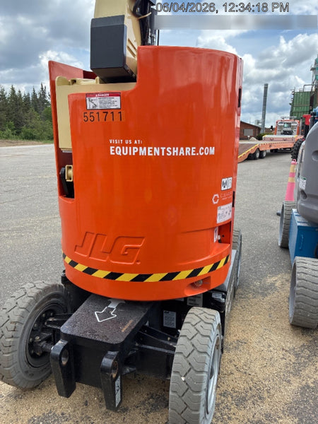 2025 JLG E300AJP