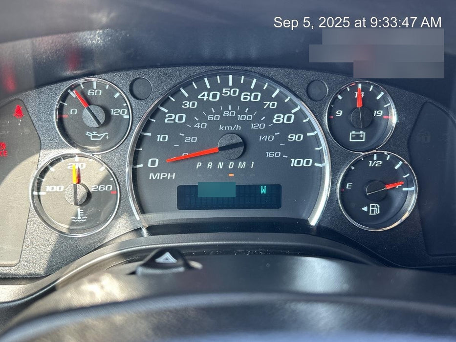 2025 CHEVROLET Express Van - Rental