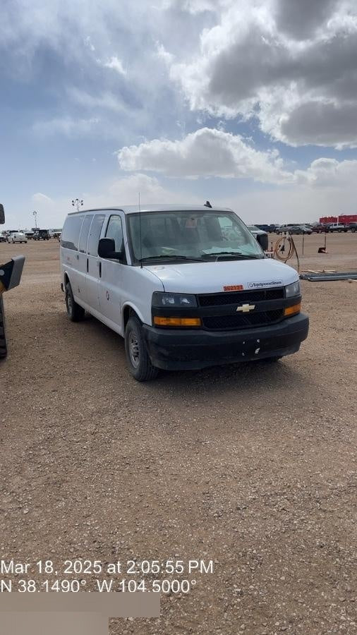 2023 CHEVROLET Express Van - Rental