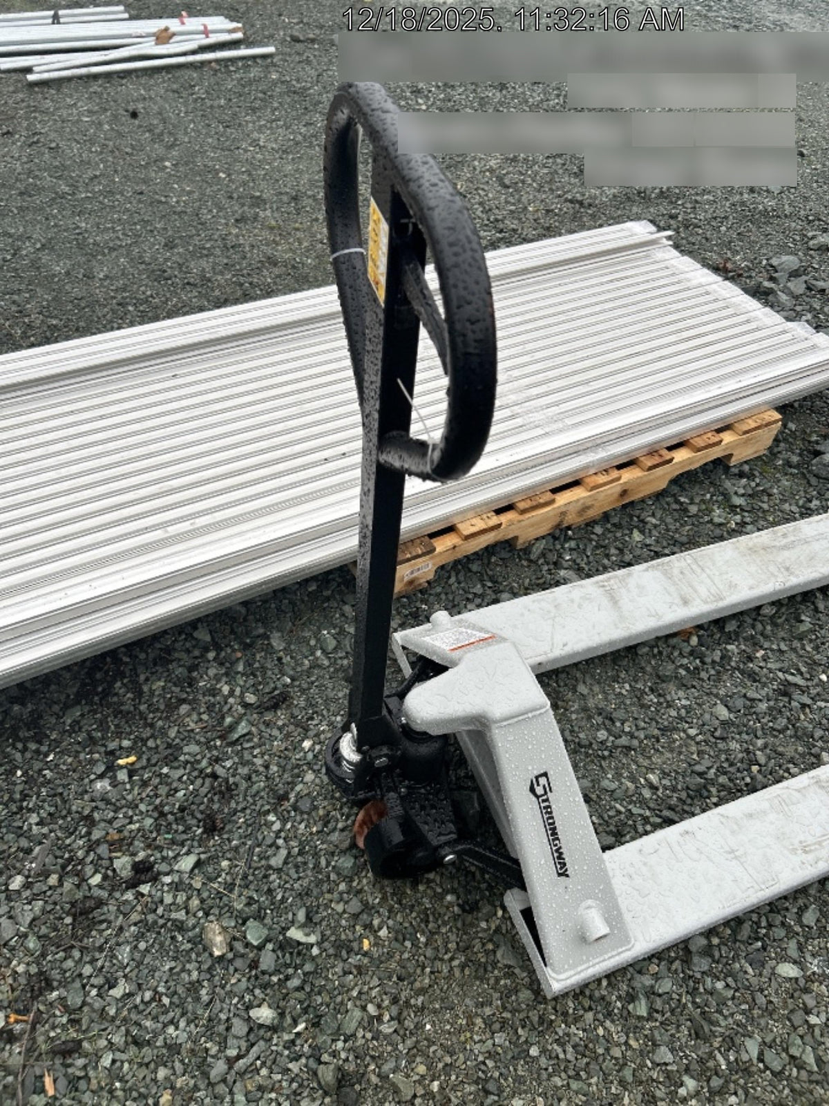 2025 STRONGWAY 4400 lb Pallet Jack