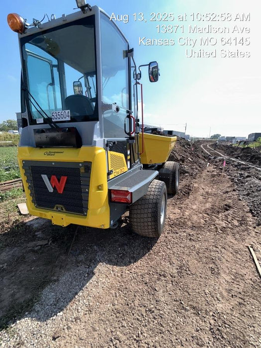 2025 WACKER NEUSON DW311 Cab Turf Tires