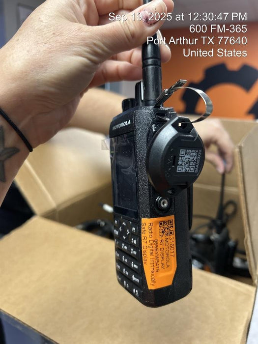 2023 MOTOROLA R7 DISPLAY