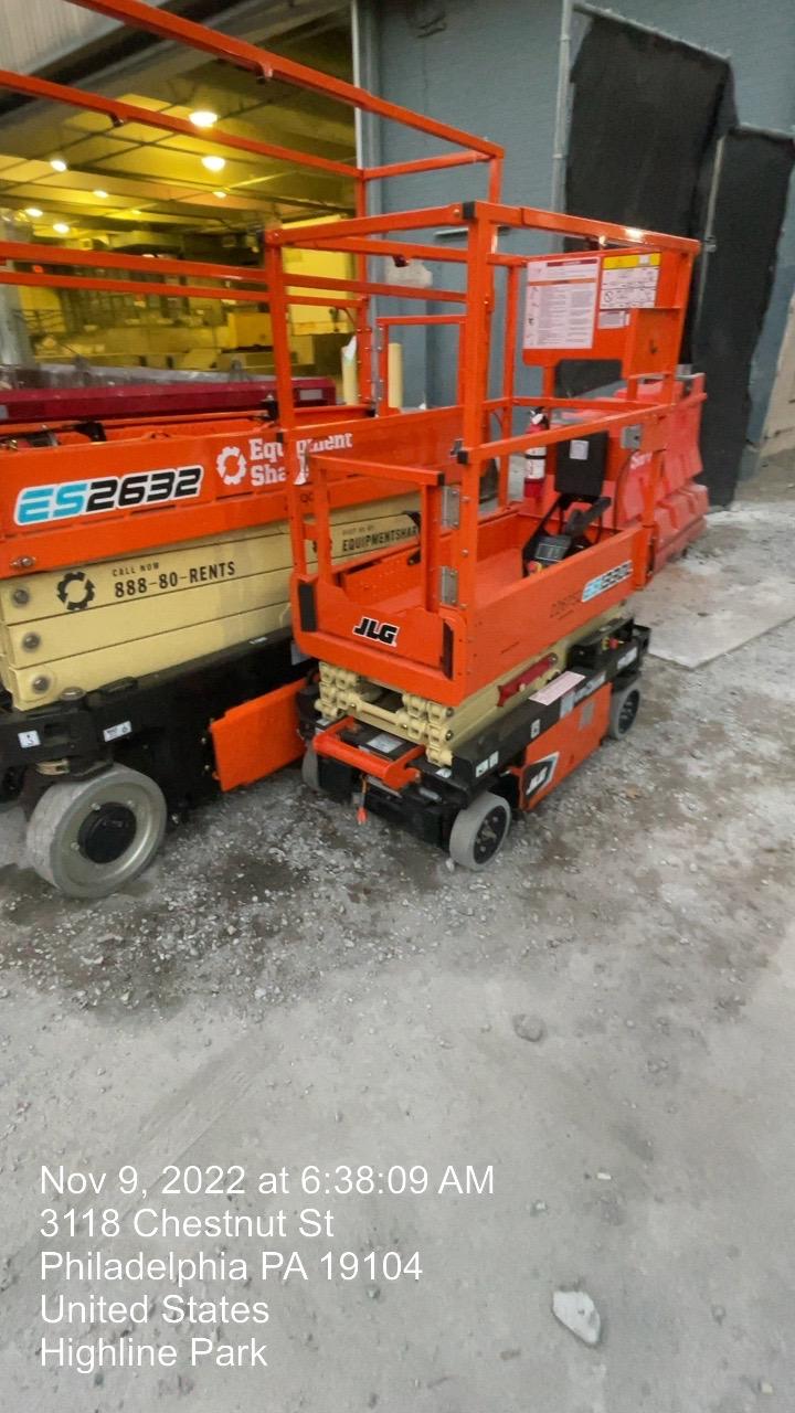 2022 JLG ES1330L
