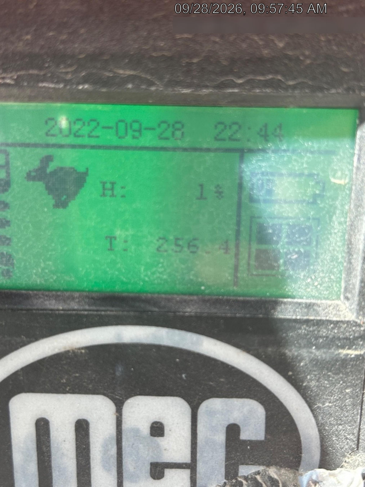 2020 MEC 1330SE Solid NM Tires, Steel Swing out Doors, LCS, Beacon, 900W Inverter