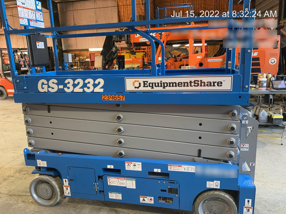 2022 GENIE GS-3232