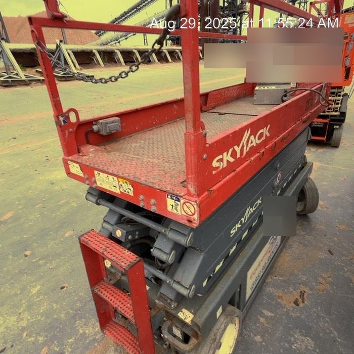 2016 Skyjack SJIII-3226 Standard Options