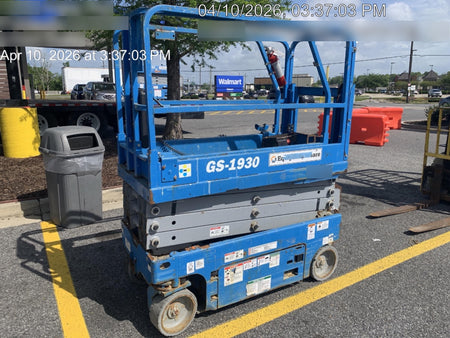 2020 Genie GS-1930 Solid Non Marking Tires, Beacon, Folding rails with half height swing gate