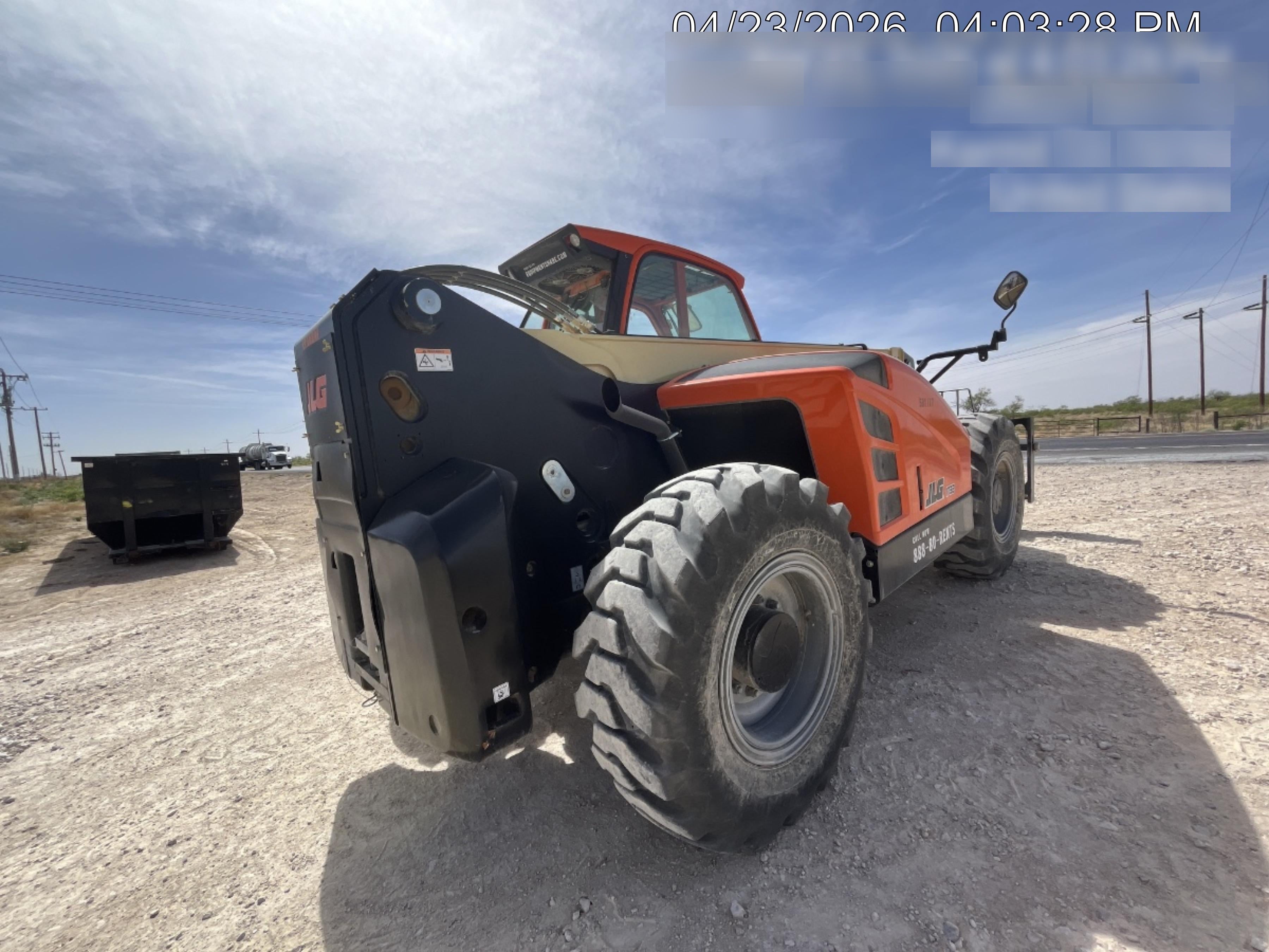 2025 JLG 1732
