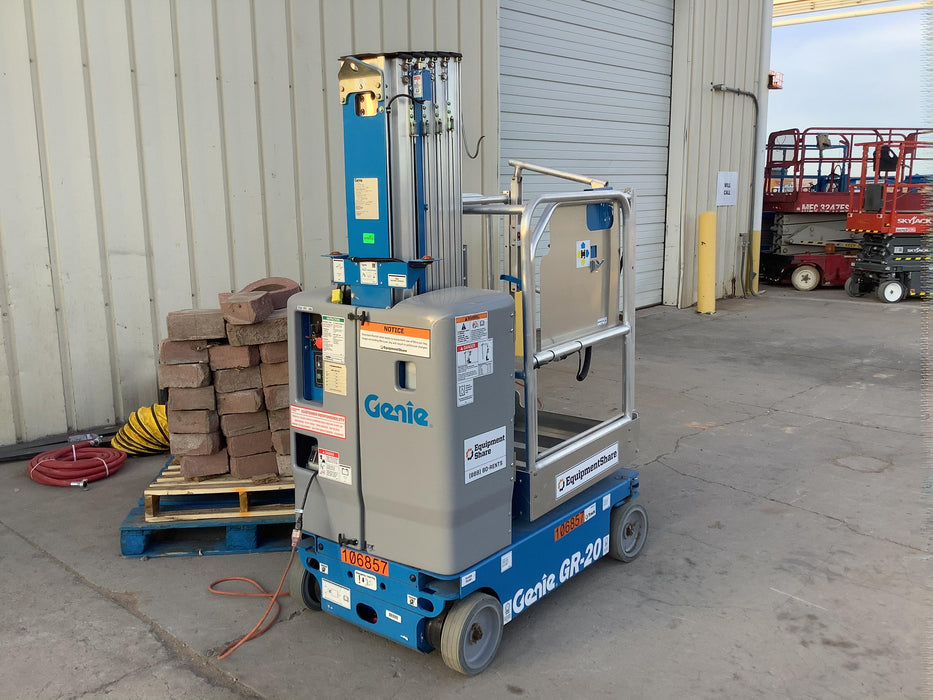 2020 GENIE GR-20
