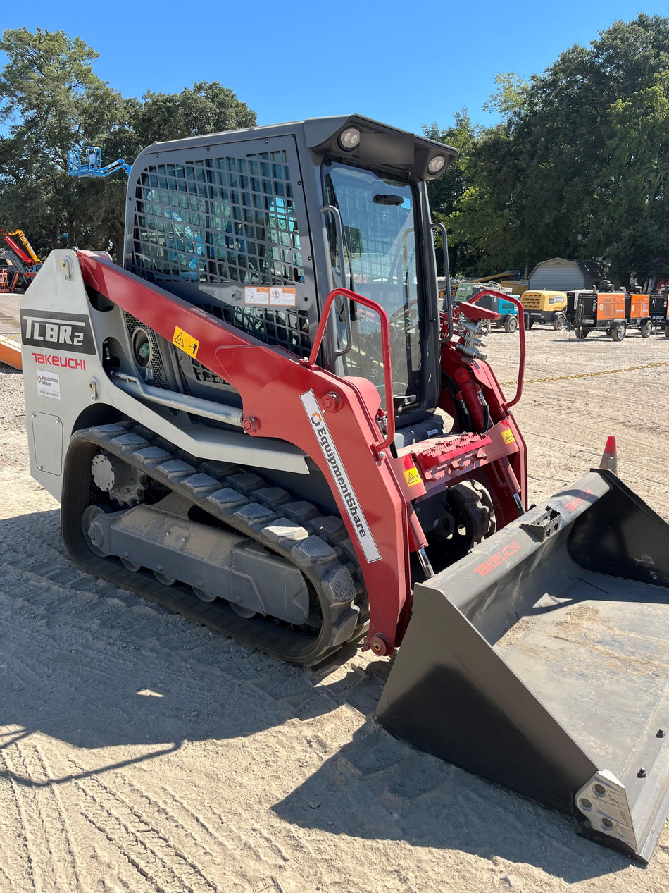 2023 TAKEUCHI TL8R2-CR