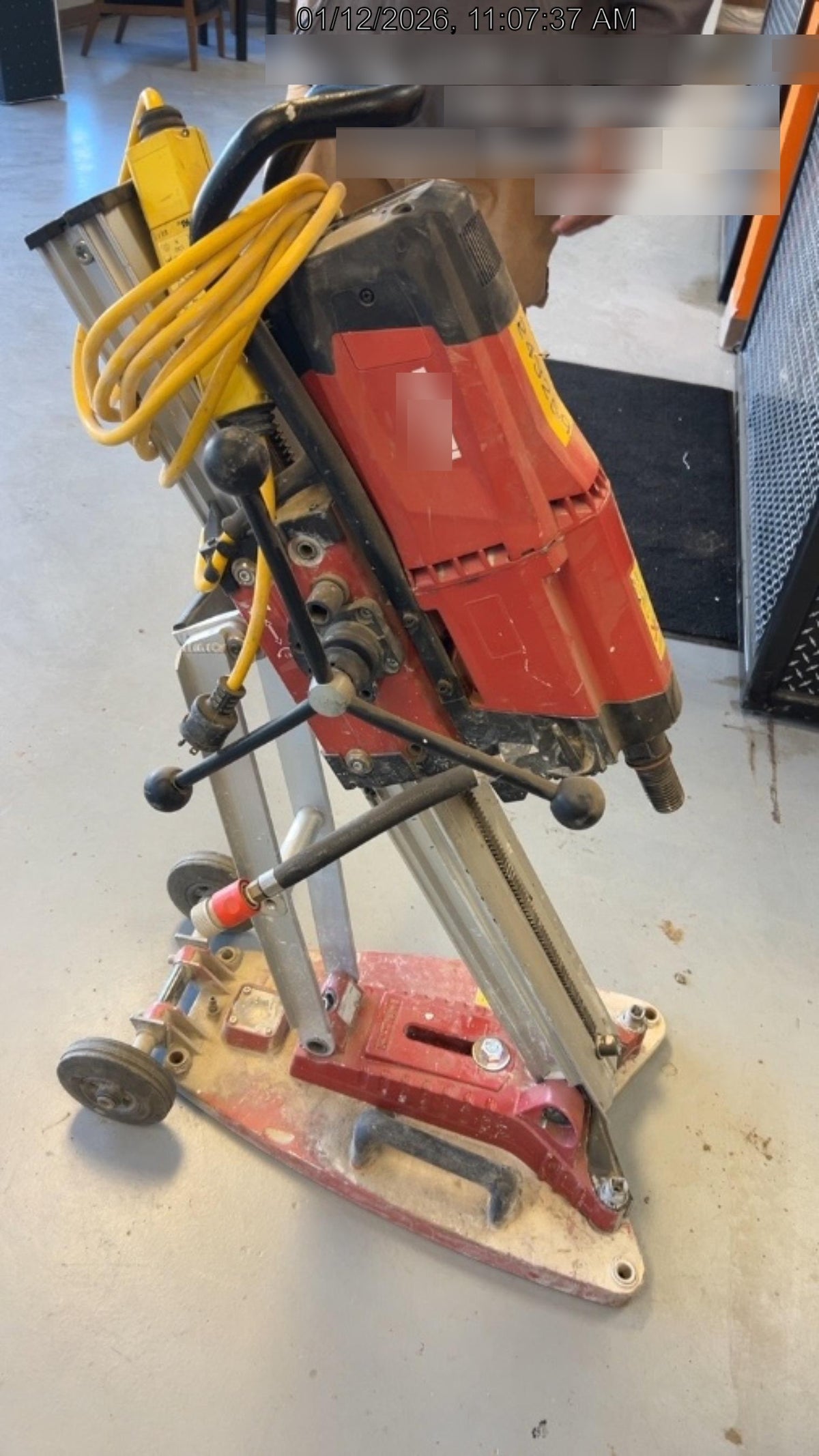 2020 HILTI DD250E