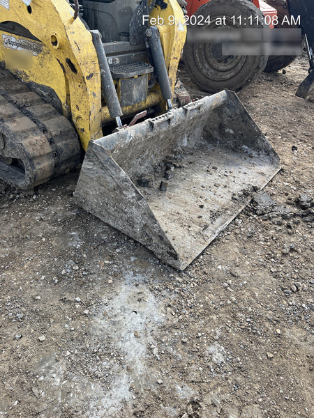 2018 Wacker Neuson ST35 ST35 10K Tracked Skid Loader, Canopy , ISO, Bucket Leveling, 82" Bucket w/ smooth bolt on edge