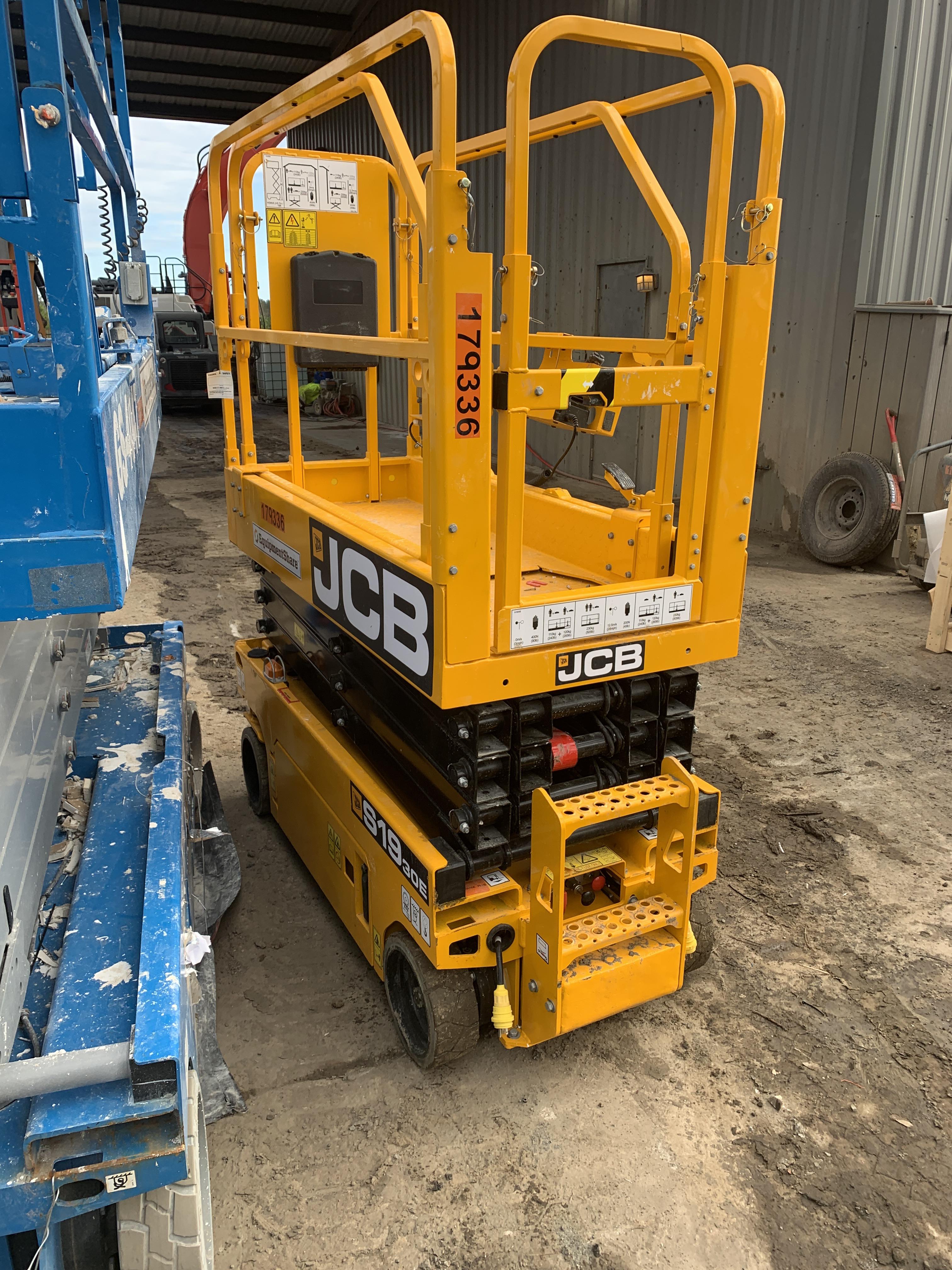 2021 JCB S1930E