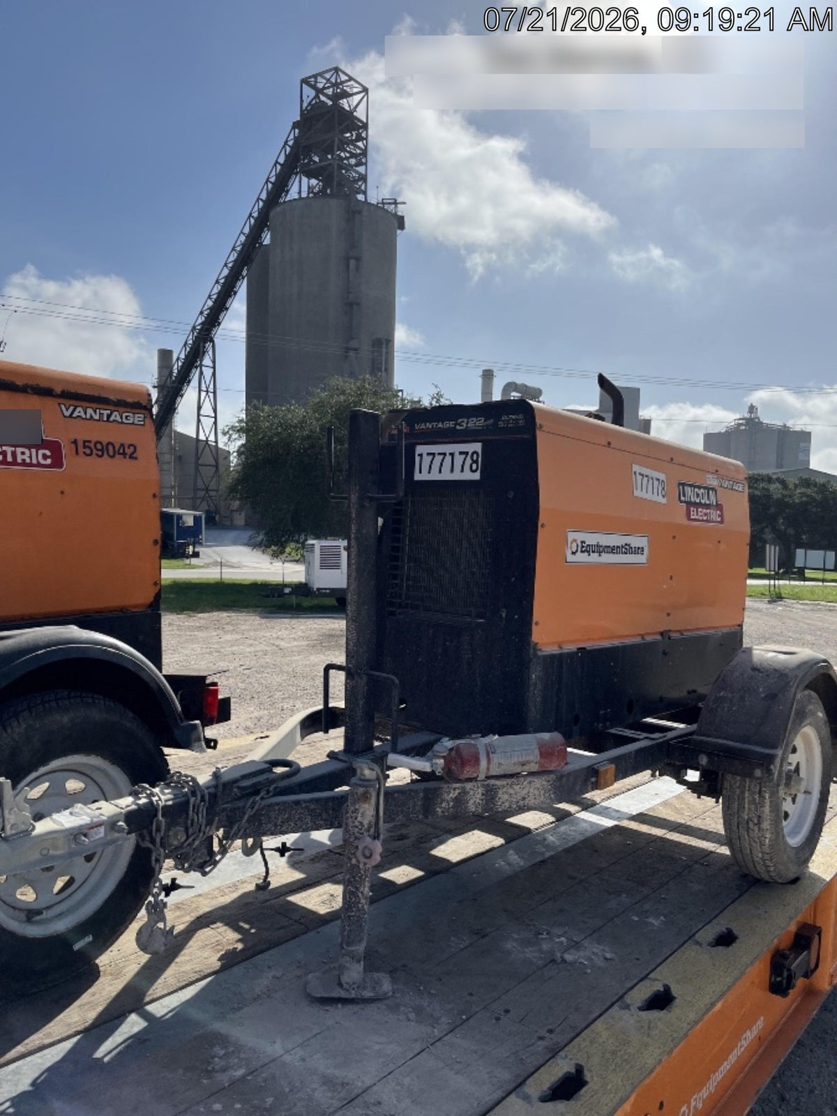 2021 Lincoln Electric Vantage 322 Vantage 322 Ready Pak 3 w/ Decals, ORANGE (includes trailer, cable rack, fender light kit) NO Telematics