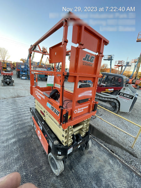 2022 JLG ES1932