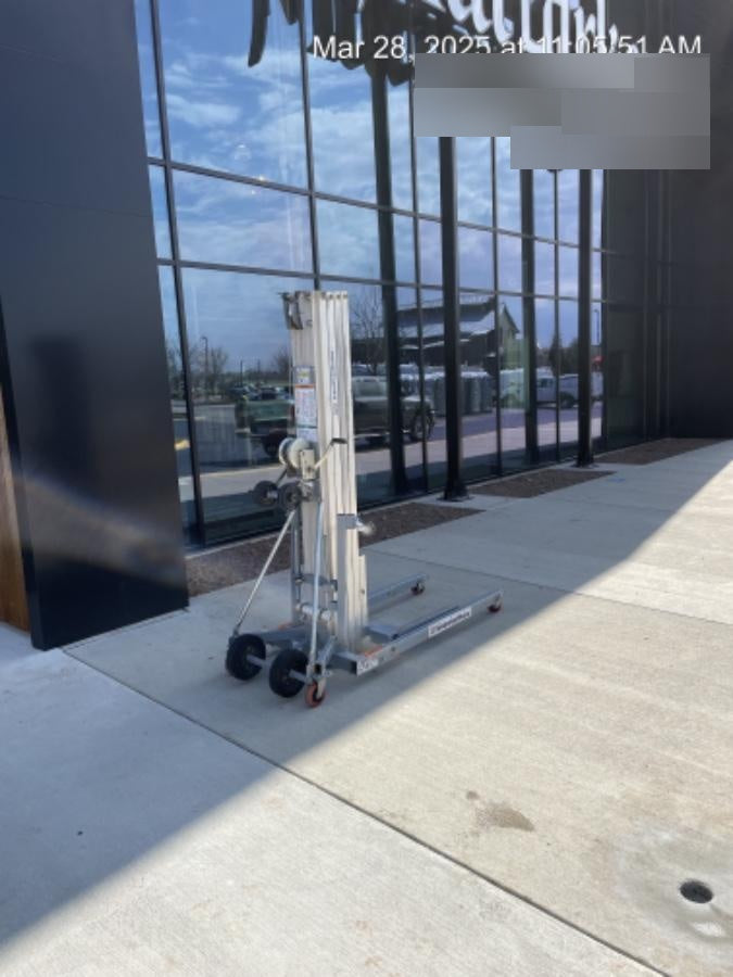 2020 GENIE SLC-24