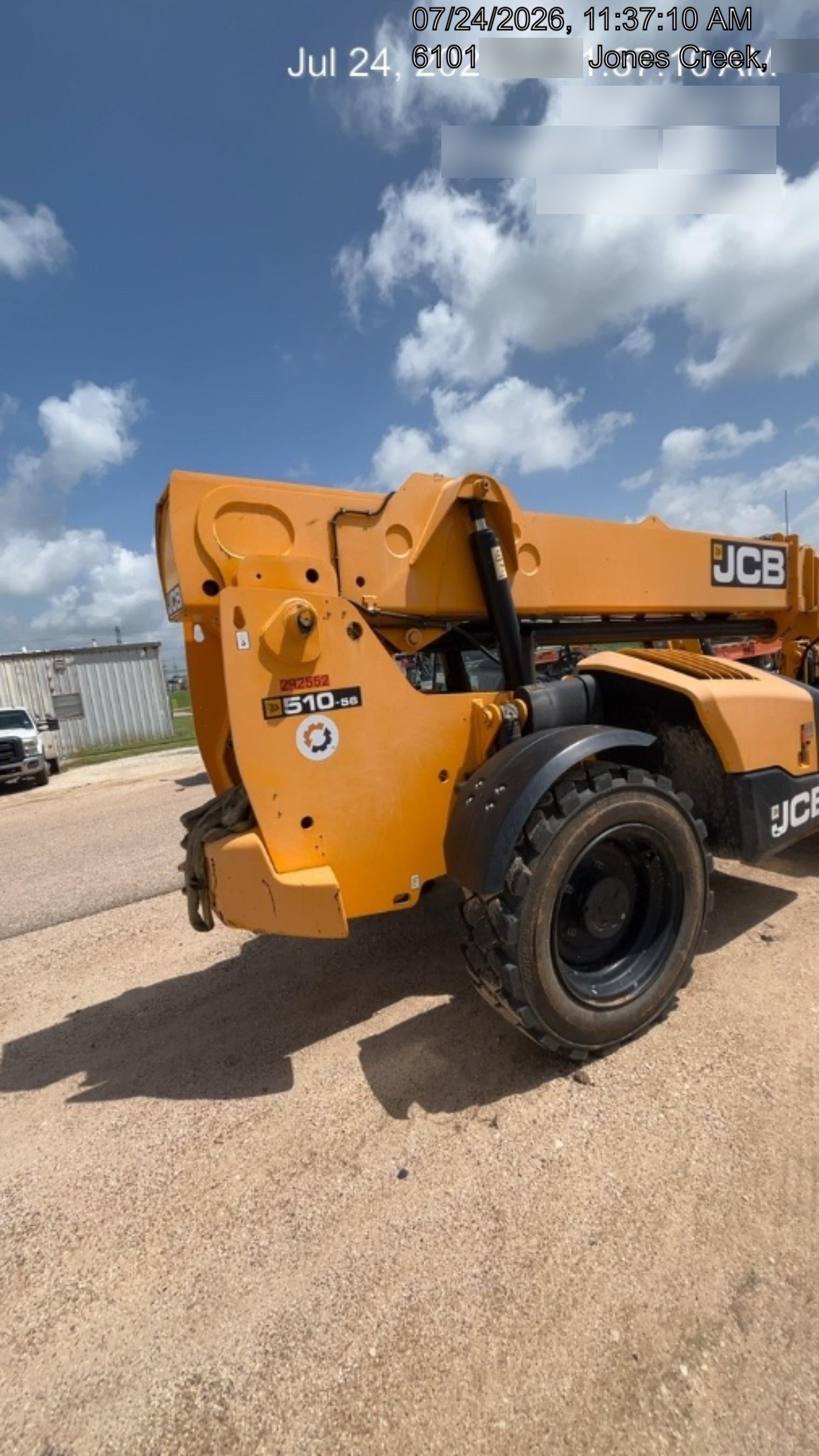 2023 JCB 510-56