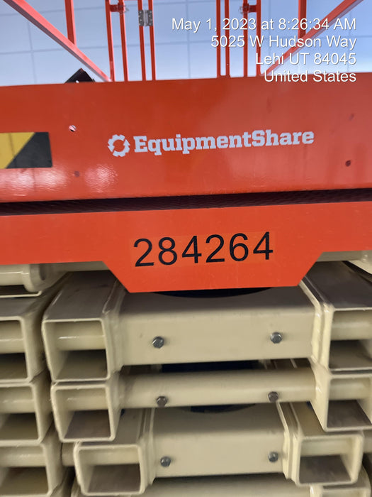 2022 JLG R4045