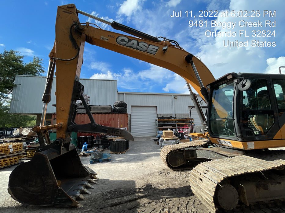 2016 Case CX300D CAB A/C, 12' ARM, STEEL TRACKS, THUMB