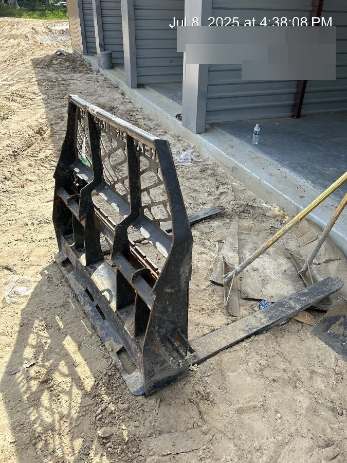 2017 BRADCO 48" Skid Loader Pallet Forks