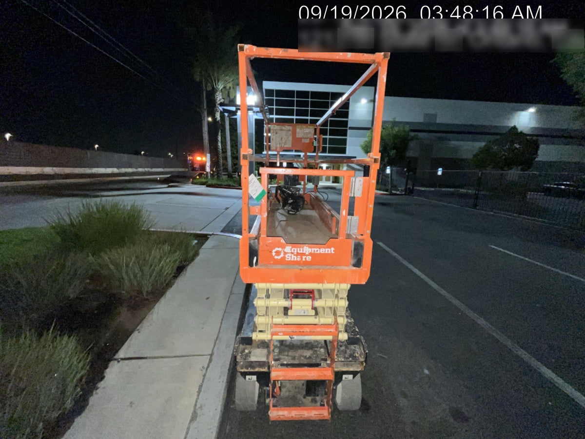 2022 JLG ES2632