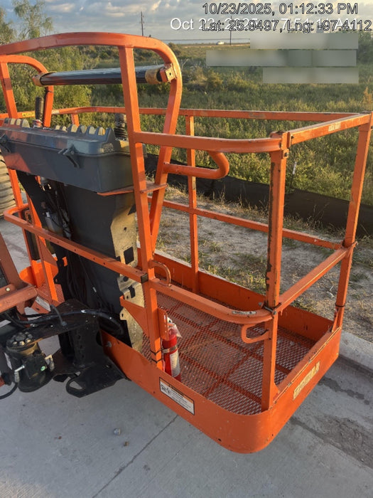 2019 JLG 450AJ
