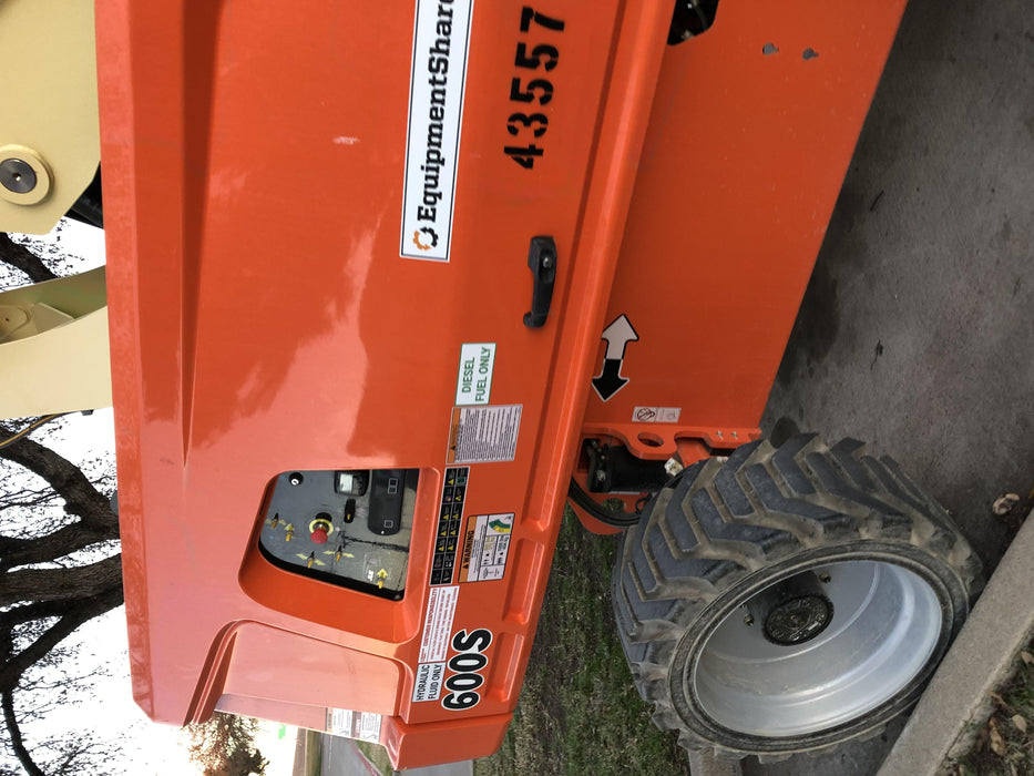 2019 JLG 600S 4WD
