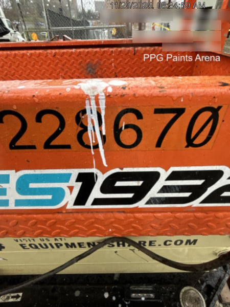 2022 JLG ES1932