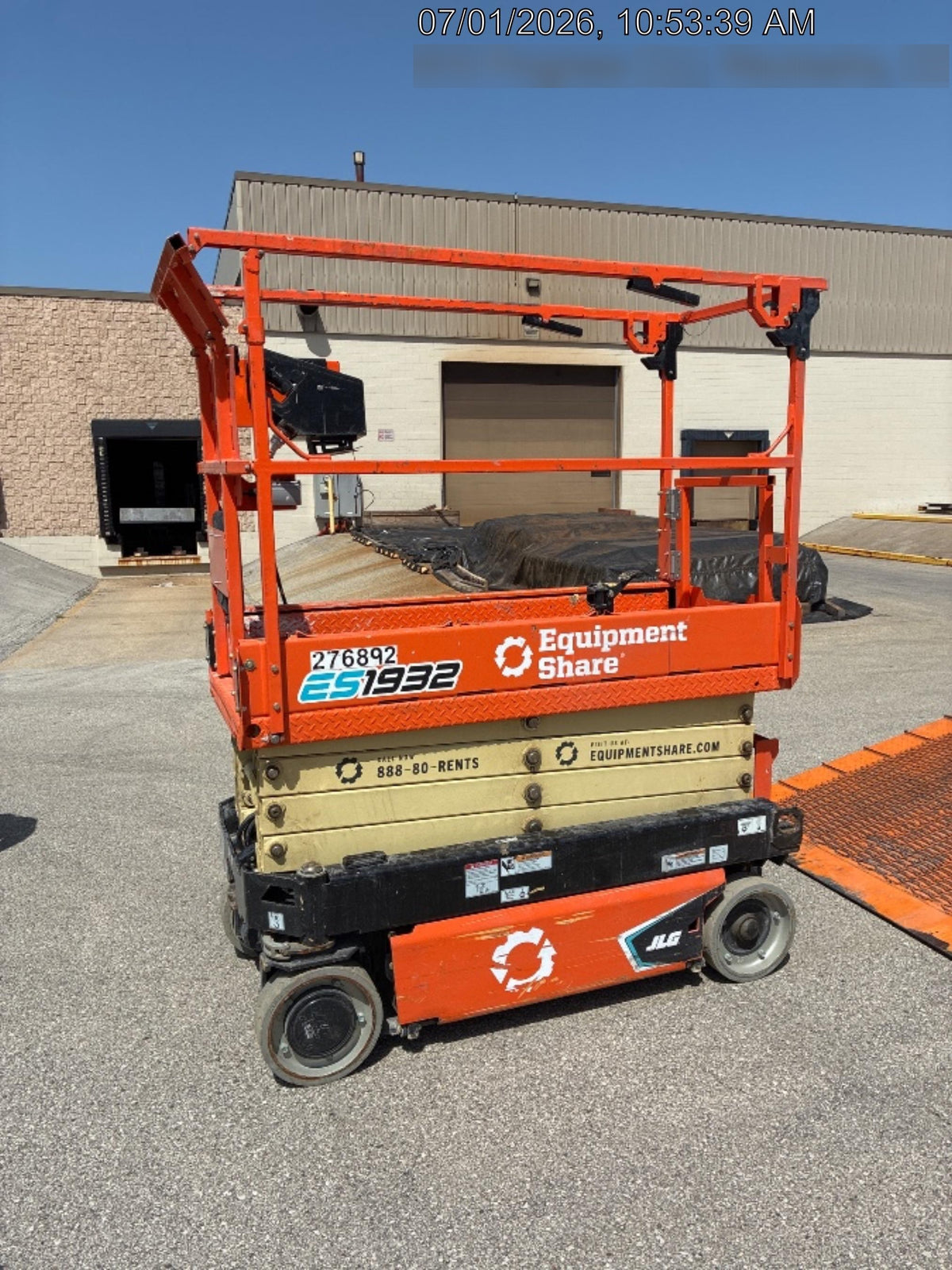 2022 JLG ES1932
