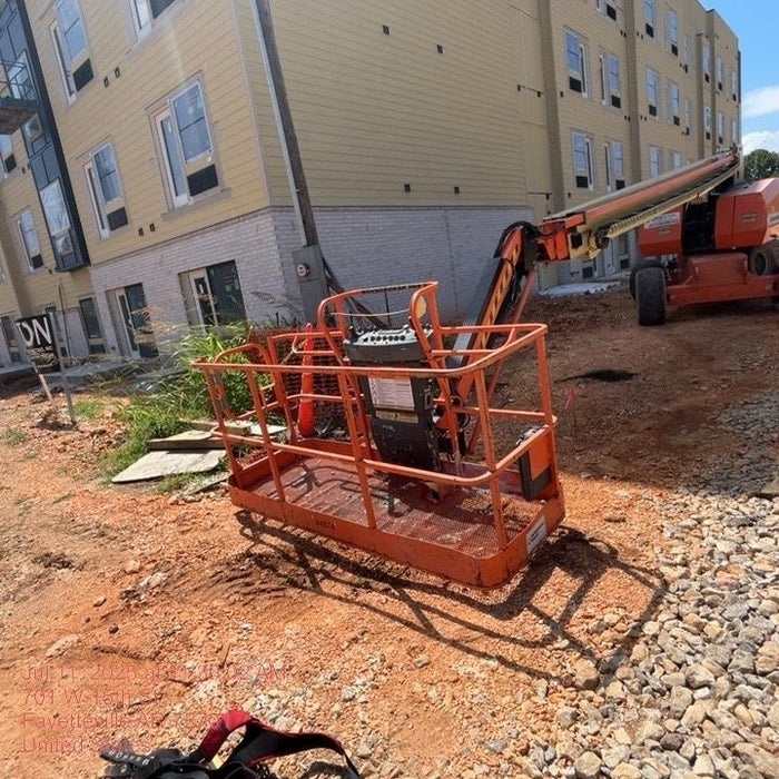 2019 JLG 860SJ