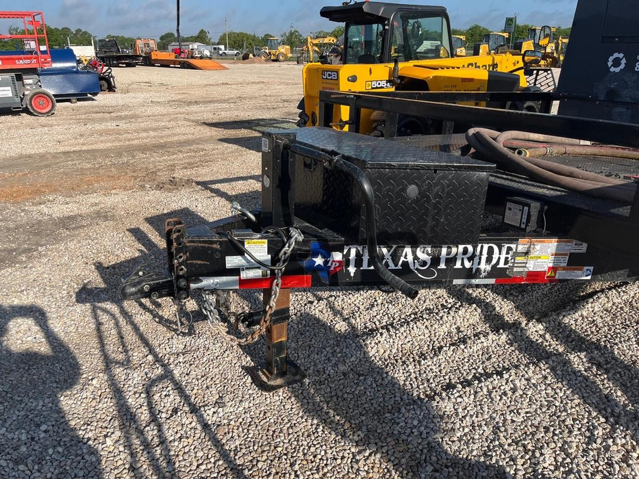 2024 TEXAS PRIDE TRAILERS 18'-20' Lowboy Sand Blasting Unit