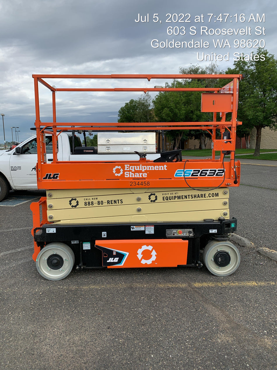 2022 JLG ES2632