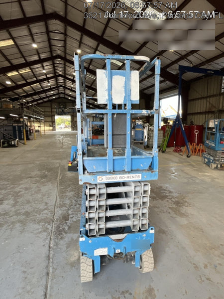 2018 Genie GS-3232 GS-3232 w/Folding rails, Half height swing gate