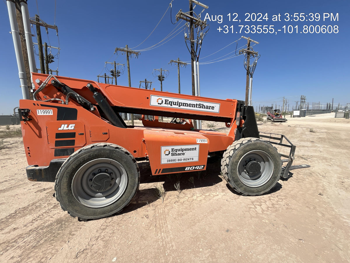 2021 SKYTRAK 8042