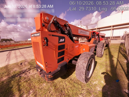 2022 SKYTRAK 8042