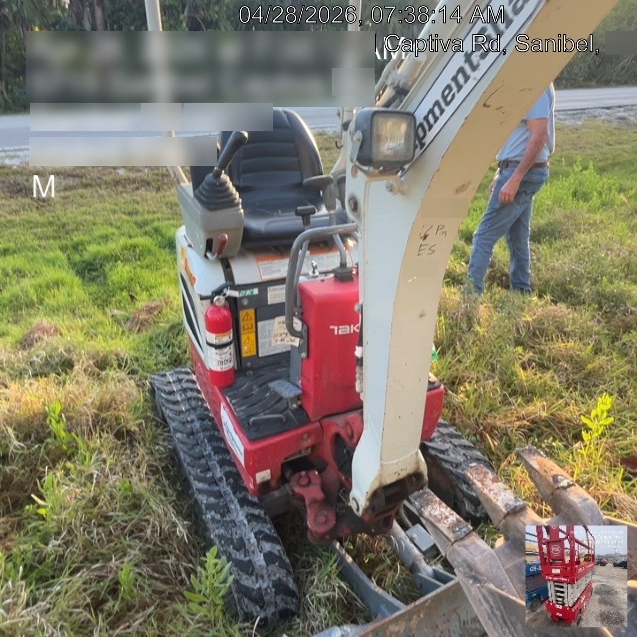 2022 TAKEUCHI TB210R
