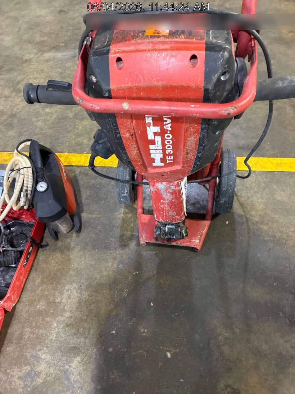 2020 HILTI TE 3000-AVR