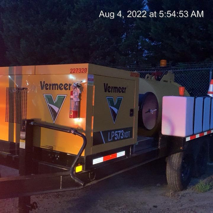 2022 Vac-Tron LP573XDT T4 Koehler Diesel Engine, 500 Gallon Debris Tank, x2 100 Gallon Water Tanks