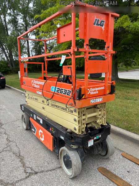 2022 JLG ES2632