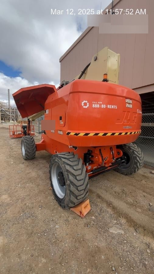2022 JLG 860SJ
