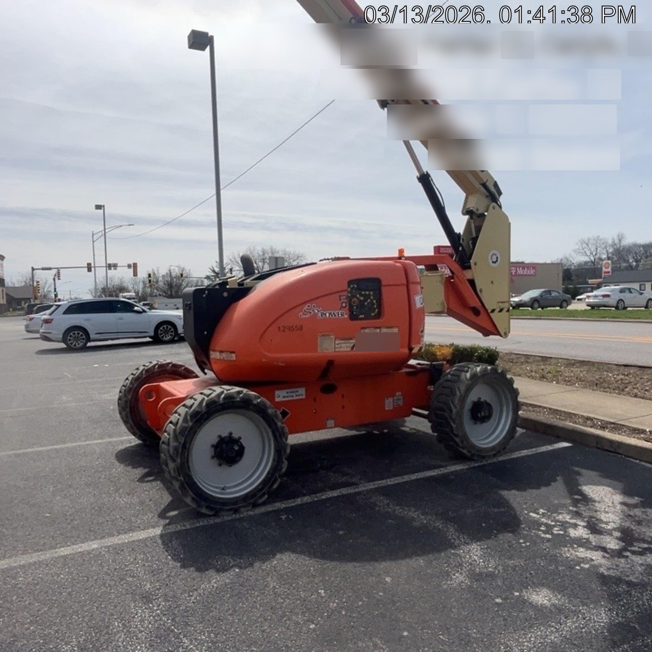 2021 JLG 600AJ