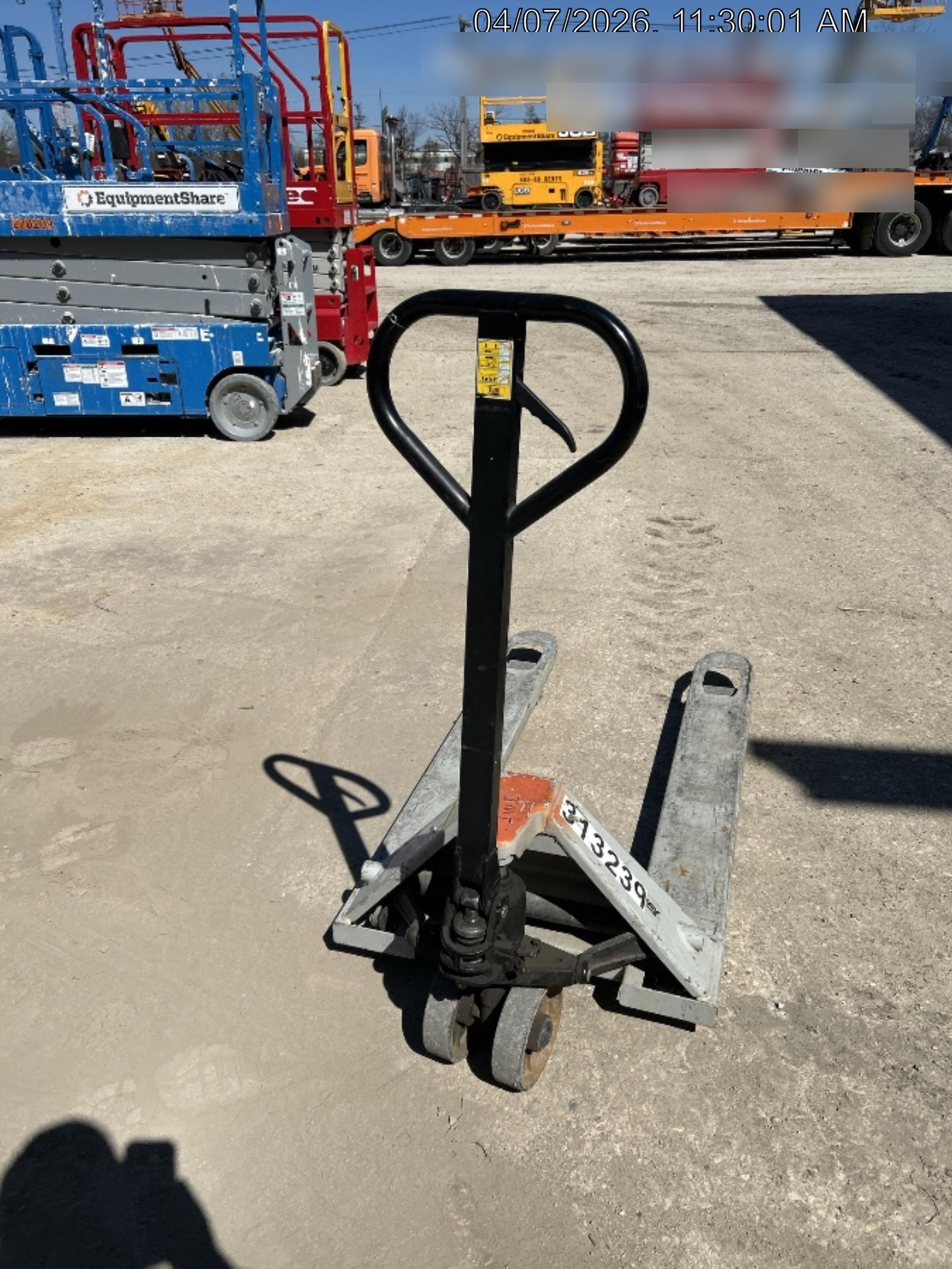 2023 STRONGWAY 4400 lb Pallet Jack