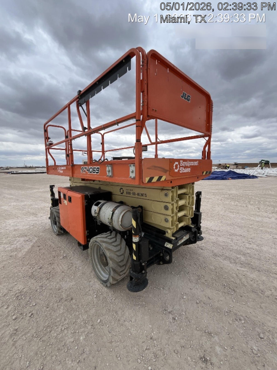 2022 JLG RT4069