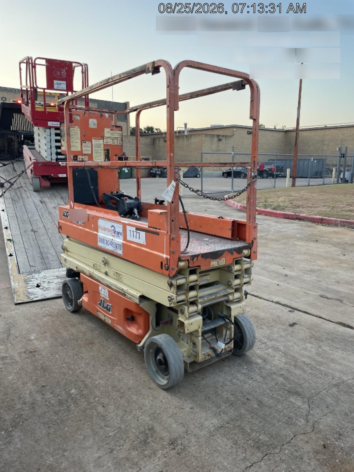 2016 JLG 1930ES
