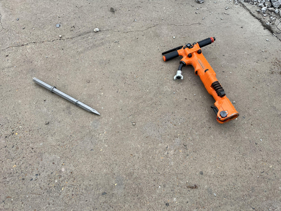 2023 MICHIGAN PNEUMATIC ES-TPB60-118-TRACKER