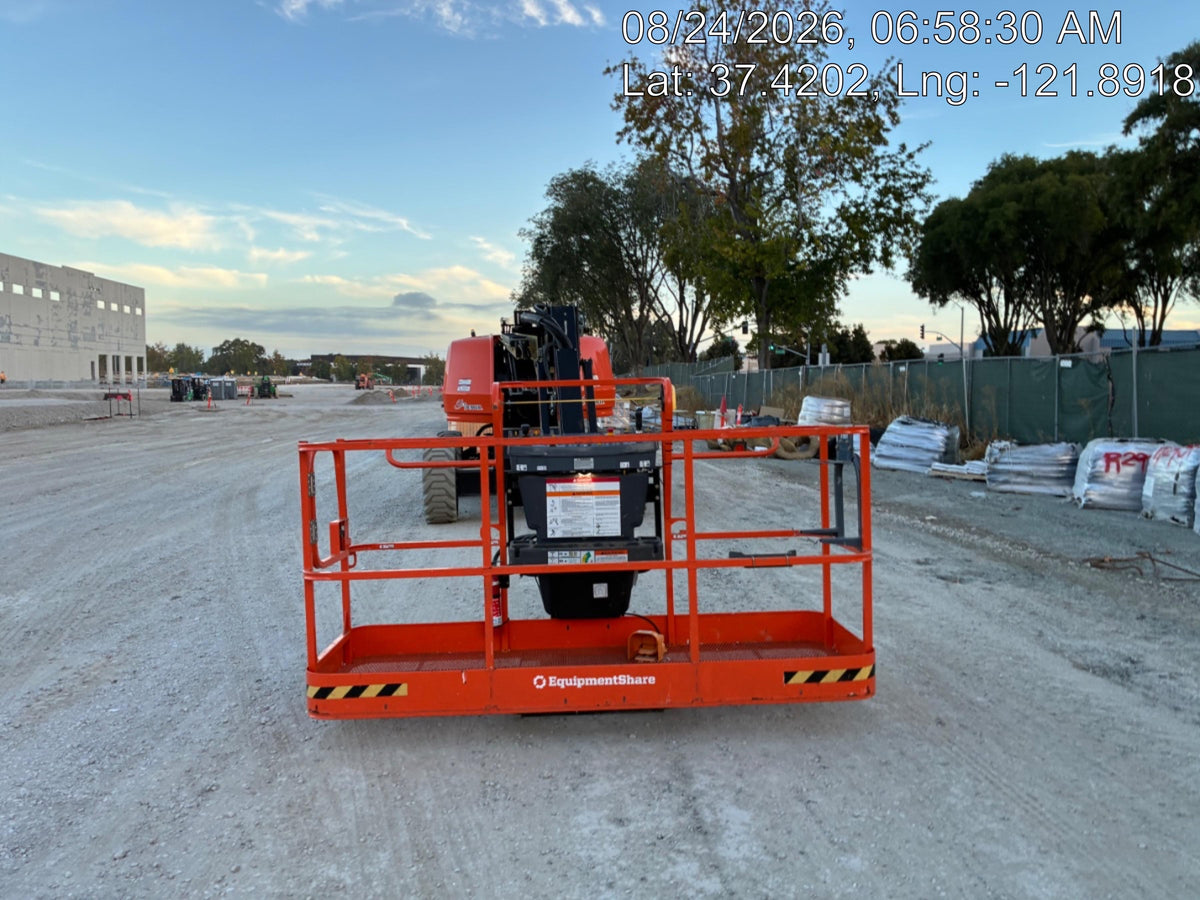 2025 JLG 660SJ